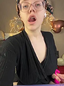 PollyVinice online show from 02/18/26, 12:45