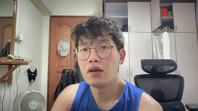 Passionatetwink2 online show from 10/06/25, 09:29