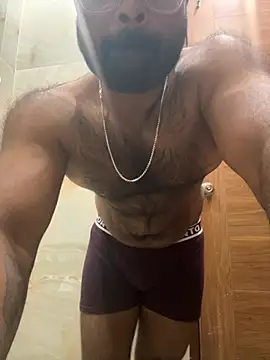 DJLOVE280825 online show from 04/23/26, 10:45