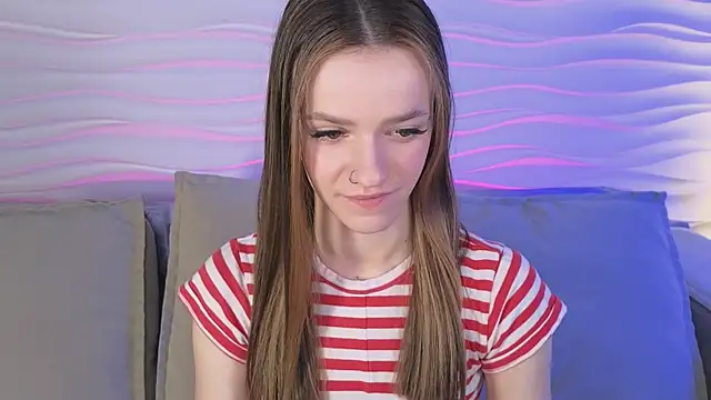 E l i z e  online show from 04/22/26, 05:10