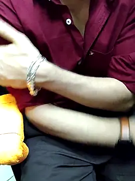 chocolate alone online show from 10/22/25, 07:13