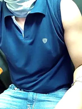 chocolate alone online show from 11/01/25, 05:42