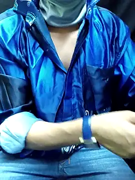 chocolate alone online show from 11/05/25, 06:35