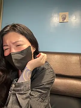 Snapshot of flower520hua chatting on 09/25/25, 05:16 flower520hua online show from 09/25/25, 05:16