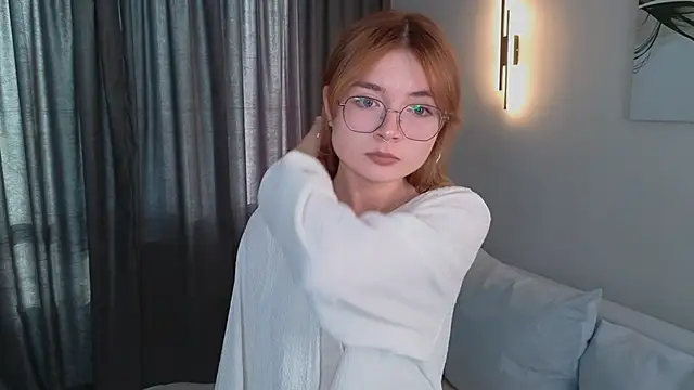 Susan Gardner online show from 09/23/25, 01:25