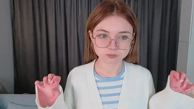 Susan Gardner online show from 10/03/25, 02:14