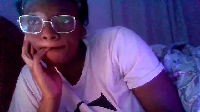 SexyGemBeautyX online show from 11/23/25, 06:19