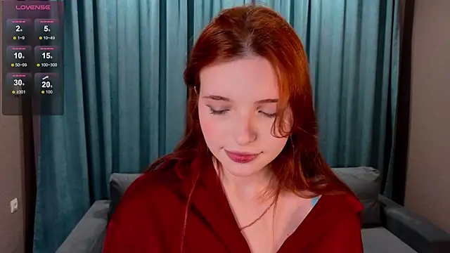 AnnieKim  online show from 12/17/25, 02:12