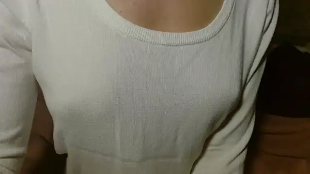 Snapshot of LorraineOSun chatting on 04/30/26, 08:26 LorraineOSun online show from 04/30/26, 08:26