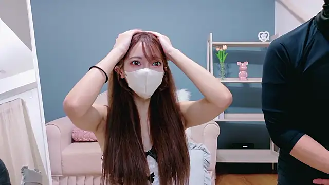 RIRI-style online show from 11/08/25, 06:57