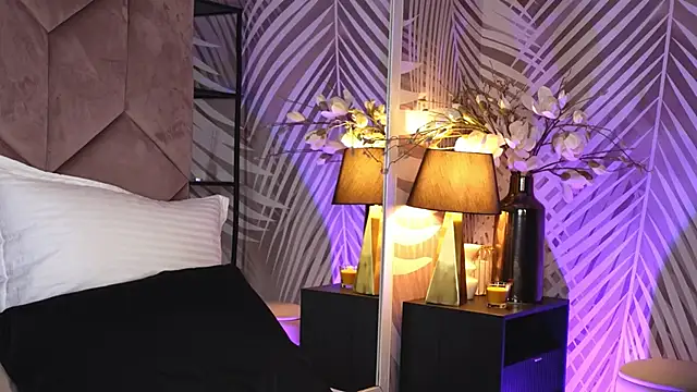 EvaRhea online show from 11/27/25, 04:03