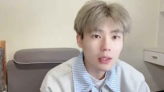 xiaoyang5200 online show from 01/18/26, 03:38