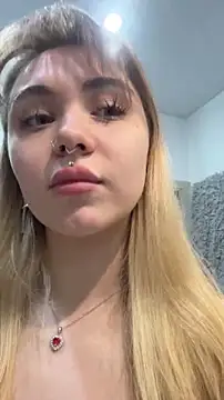 LunaMillie online show from 12/22/25, 10:56