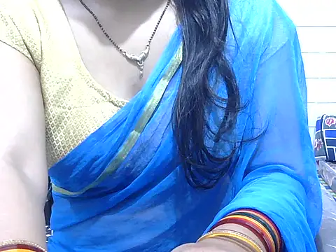 Snapshot of Mohinisingh_04 chatting on 02/24/26, 07:01 Mohinisingh 04 online show from 02/24/26, 07:01