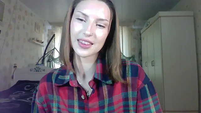 RuxaShade online show from 10/02/25, 01:18