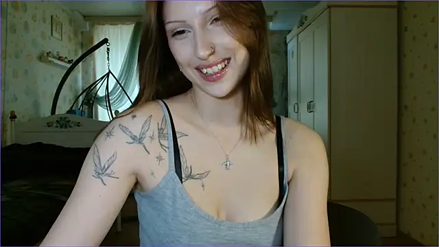 RuxaShade online show from 03/26/26, 01:06