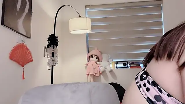 MaiLiiil online show from 09/21/25, 05:31