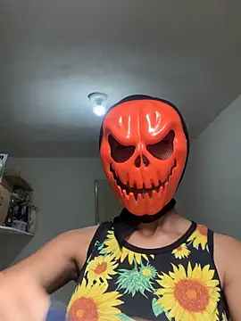 Bandidasexy22 online show from 10/31/25, 12:17