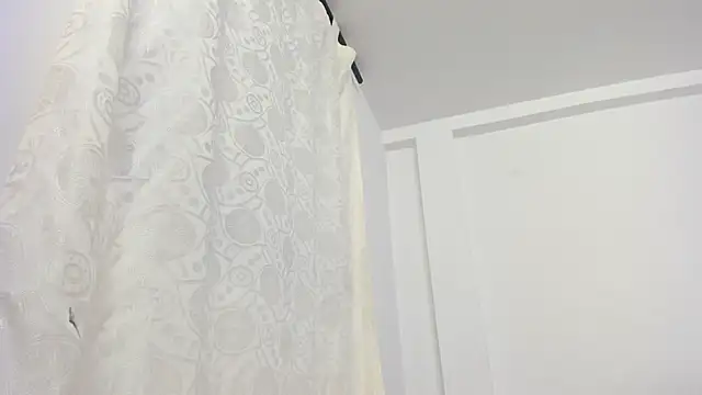 Snapshot of Ebony_danik chatting on 09/27/25, 11:54 Ebony danik online show from 09/27/25, 11:54