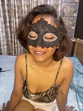 SIZZLER 1100 online show from 09/19/25, 09:04