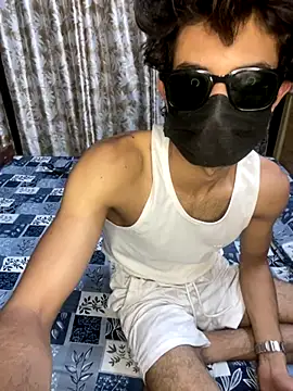 SIZZLER 1100 online show from 09/23/25, 10:13