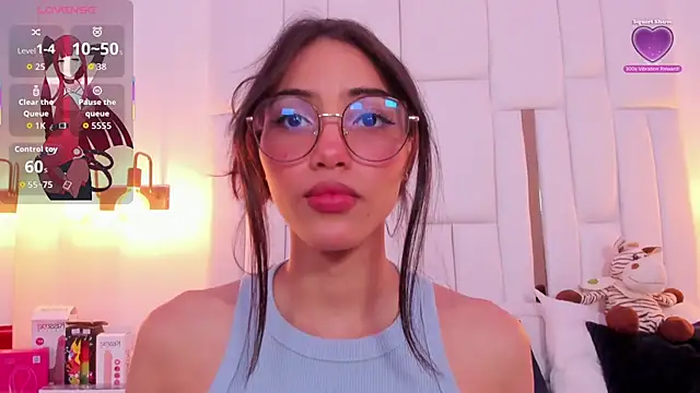 Snapshot of miyu_lu chatting on 11/04/25, 05:23 miyu lu online show from 11/04/25, 05:23