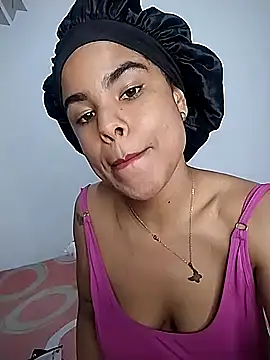 Snapshot of AresAngel chatting on 10/06/25, 08:12 AresAngel online show from 10/06/25, 08:12