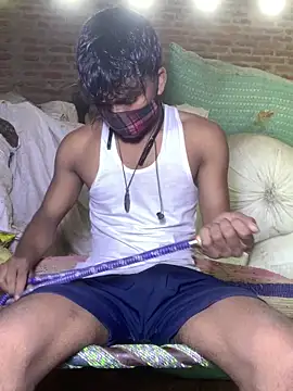uniquesexyboy5689 online show from 05/15/26, 07:59