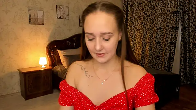 Snapshot of SabrinaCandi chatting on 09/27/25, 12:32 SabrinaCandi online show from 09/27/25, 12:32
