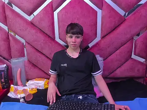 Bruno Cruzz online show from 11/22/25, 02:54