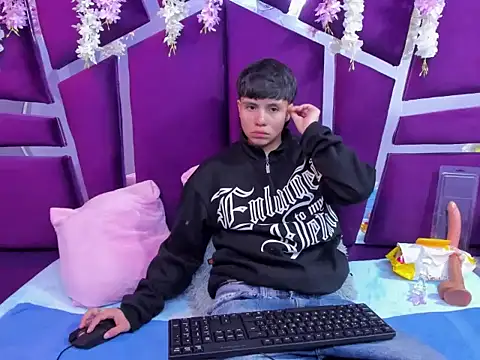 Bruno Cruzz online show from 11/23/25, 02:22