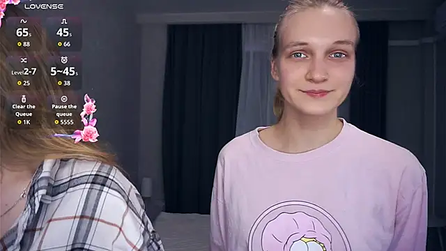 EarnestineGyllenband online show from 10/28/25, 06:28