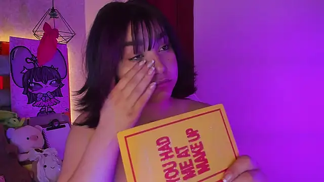 Snapshot of sophiievv chatting on 12/05/25, 10:35 sophiievv online show from 12/05/25, 10:35