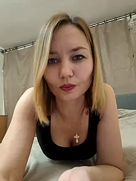 VeroLoverx online show from 11/28/25, 03:25