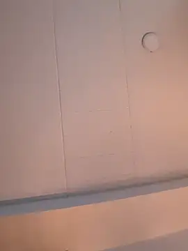 Snapshot of Chffbhf chatting on 10/04/25, 04:43 Chffbhf online show from 10/04/25, 04:43