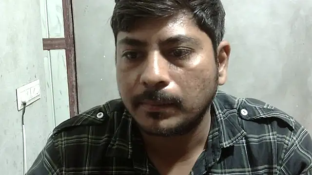 Ajmersingh335512 online show from 04/23/26, 03:14