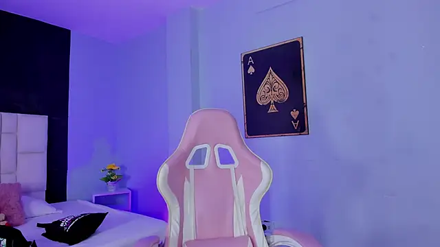 Snapshot of SammyRose_ chatting on 09/19/25, 07:47 SammyRose online show from 09/19/25, 07:47