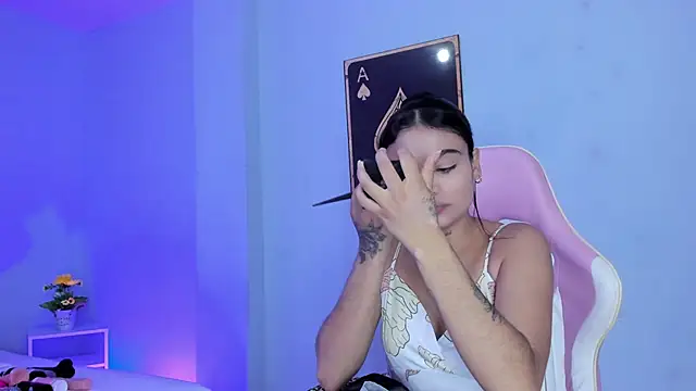 Snapshot of SammyRose_ chatting on 09/20/25, 05:25 SammyRose online show from 09/20/25, 05:25