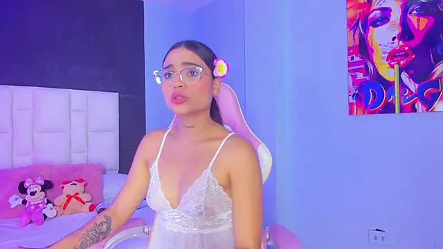 Snapshot of SammyRose_ chatting on 09/25/25, 08:23 SammyRose online show from 09/25/25, 08:23