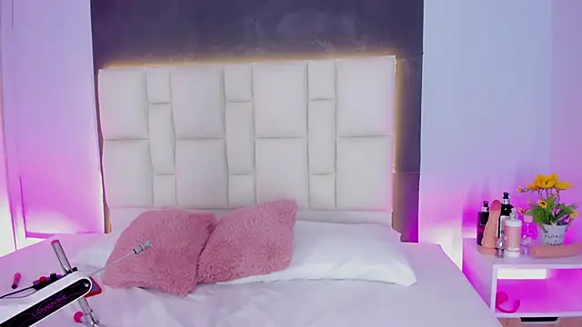 Snapshot of SammyRose_ chatting on 10/03/25, 08:17 SammyRose online show from 10/03/25, 08:17