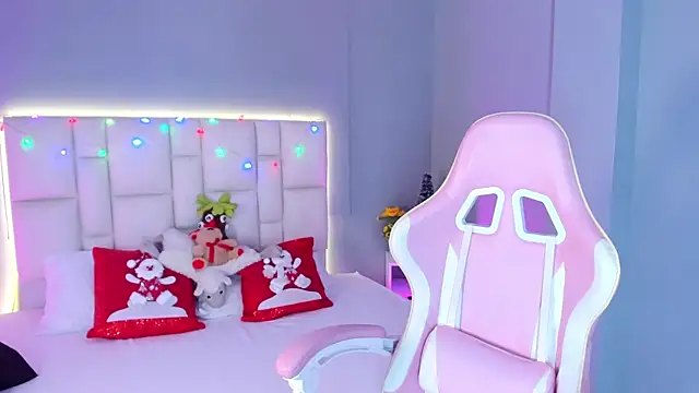 Snapshot of SammyRose_ chatting on 11/29/25, 04:10 SammyRose online show from 11/29/25, 04:10