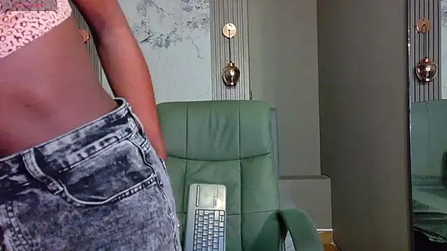 Snapshot of katia_green1 chatting on 11/09/25, 11:30 katia green1 online show from 11/09/25, 11:30