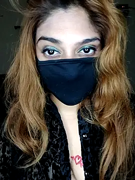 Snapshot of Queen-kohinoor chatting on 10/12/25, 10:14 Queen-kohinoor online show from 10/12/25, 10:14