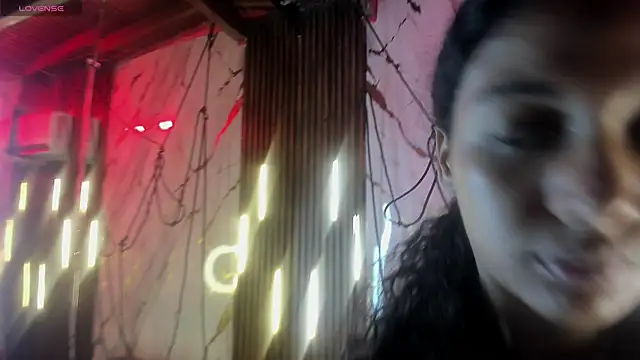 VictoriaDuart online show from 11/01/25, 08:11