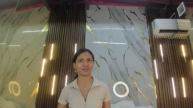 VictoriaDuart online show from 01/14/26, 08:03