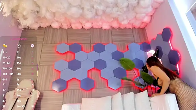 MilaGrace1 online show from 04/24/26, 09:56