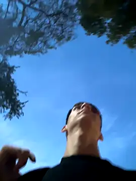 Snapshot of Luck__090 chatting on 10/06/25, 10:51 Luck  090 online show from 10/06/25, 10:51