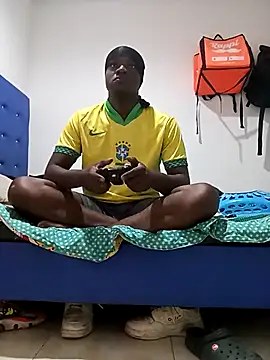 MackMacKenzie online show from 11/07/25, 04:56