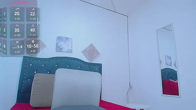 Snapshot of IamBunny_f_w chatting on 11/08/25, 01:33 IamBunny f w online show from 11/08/25, 01:33