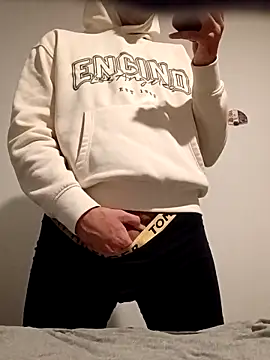 Jadriel23 online show from 09/18/25, 08:44